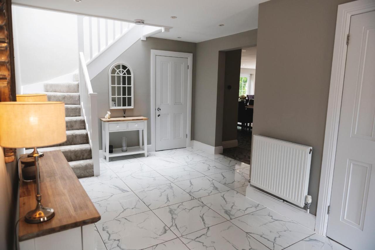 Large Country House - Hot Tub - Pool Table - Bbq - 5 Bedrooms - Log Burner Three Legged Cross Exterior foto